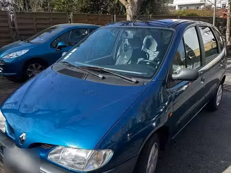 Renault Scénic 1.6 90