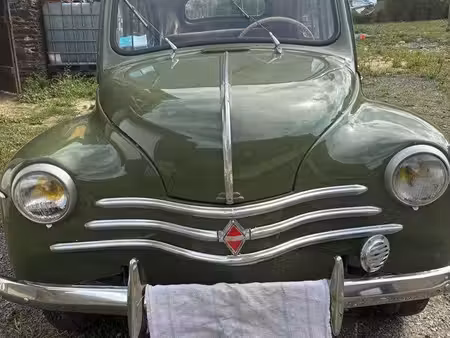 Renault 4CV 