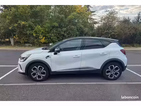 Renault Captur E-Tech 1.6 160