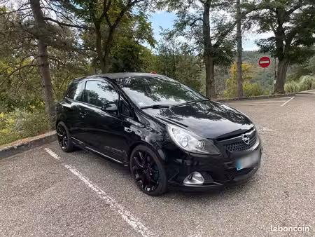 Opel Corsa OPC 1.6 192 OPC Line