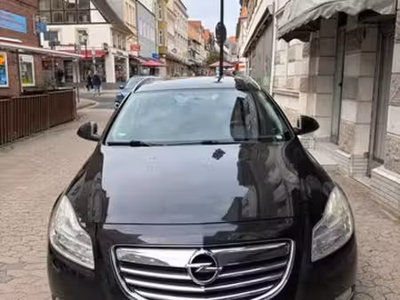 Opel Insignia 2.0 T 220 Cosmo