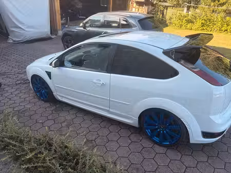 Ford Focus ST 2.5 225