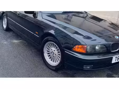 BMW Série 5 528i 2.8 193