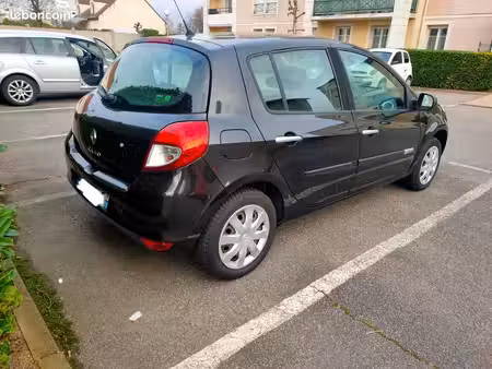 Renault Clio 1.2 75