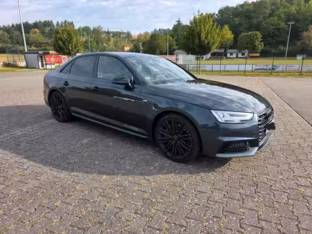 Audi A4 2.0 TFSI 252 S line quattro