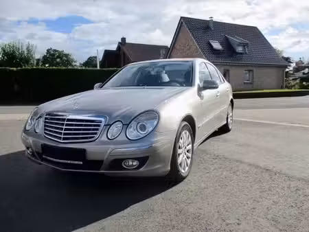 Mercedes-Benz Classe E E 200