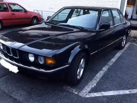 BMW Série 7 735i