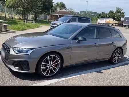Audi A4 40 TDI 2.0 TDI 190 S line