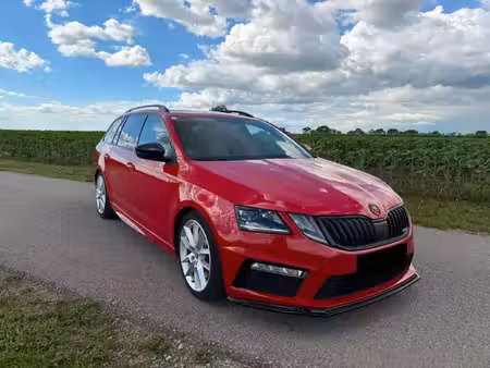 Škoda Octavia RS 2.0 TSI 230