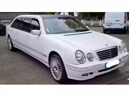 Mercedes-Benz Classe E E 320