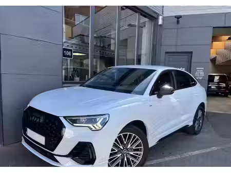 Audi Q3 2.0 S line