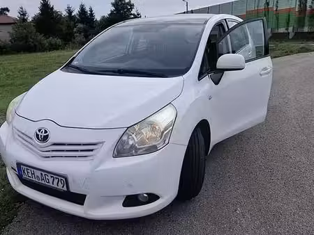 Toyota Verso 1.8 147 Executive