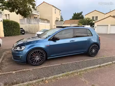 Volkswagen Golf 1.6 TDI 105