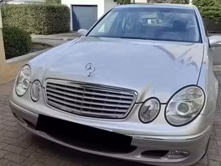 Mercedes-Benz Classe E E 220 2.1 CDI 150 Elegance