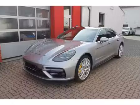 Porsche Panamera Turbo V8 4.0 550 Executive 4x4