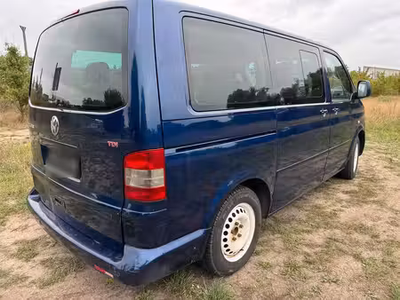 Volkswagen Transporter T5 2.5 TDI 174 Highline