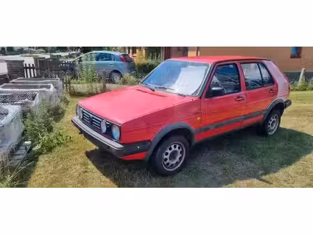 Volkswagen Golf 1.8