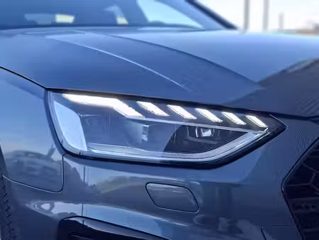 Audi A4 35 TFSI 2.0 FSI 150 Competition