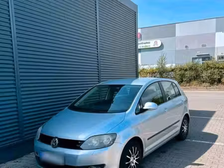 Volkswagen Golf 2.0 TDI 110