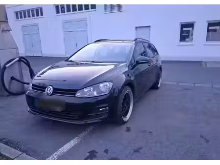Volkswagen Golf 1.6 TDI 105