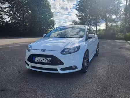 Ford Focus ST 2.0 250