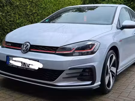Volkswagen Golf GTI 2.0 TFSI 230