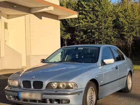 BMW Série 5 528i 2.8 193