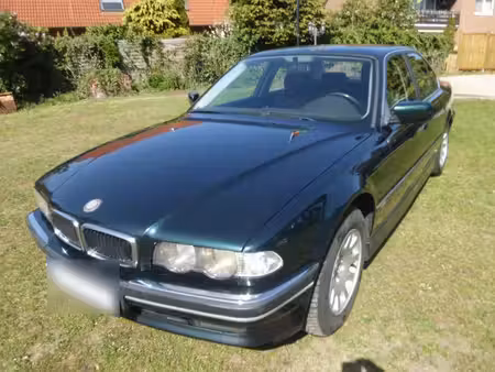 BMW Série 7 728i 2.8 193