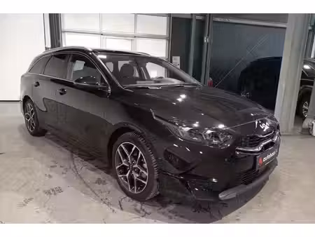 Kia Ceed 1.5 T-GDi 160 Platinum
