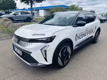 Renault Scénic E-Tech 220 Iconic