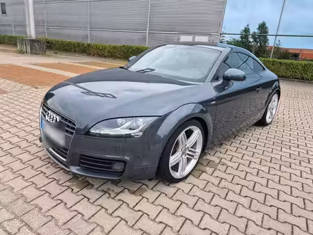 Audi TT 2.0 TFSI 200 S line