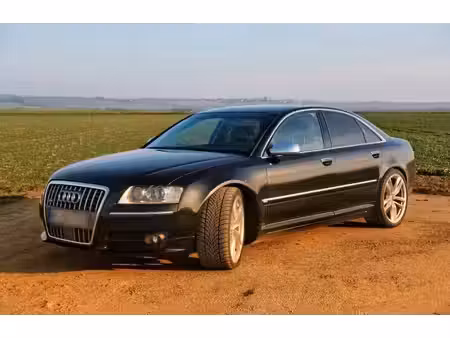 Audi A8 S8 V10 5.2 450 quattro