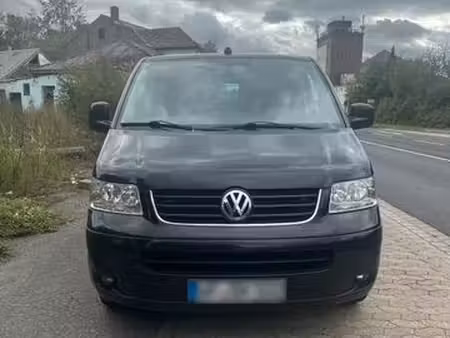 Volkswagen Transporter T5 2.5 TDI