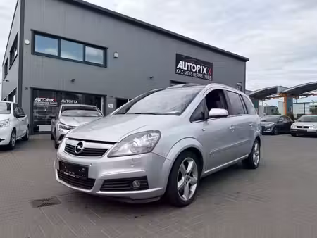 Opel Zafira 1.9 150 Cosmo