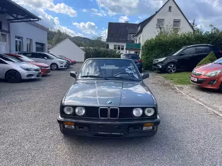 BMW Série 3 325i 2.5 170
