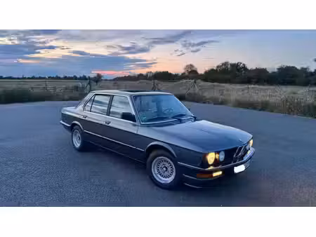 BMW Série 5 528i