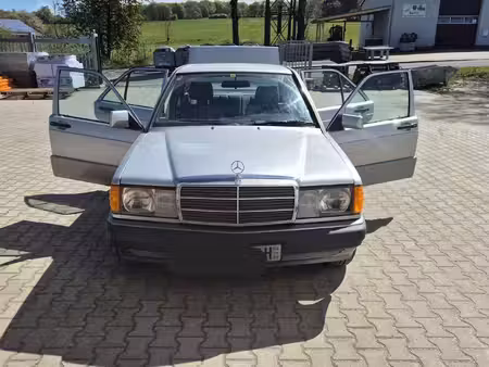 Mercedes-Benz 190 2.0