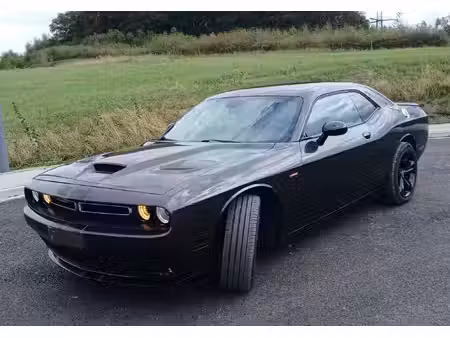 Dodge Challenger SXT Plus