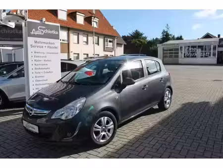 Opel Corsa 1.2 86 Satellite