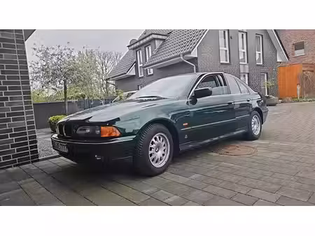 BMW Série 5 528i 2.8 193