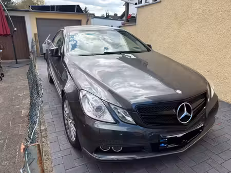 Mercedes-Benz Classe E E 200