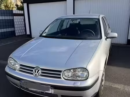 Volkswagen Golf 1.4 75