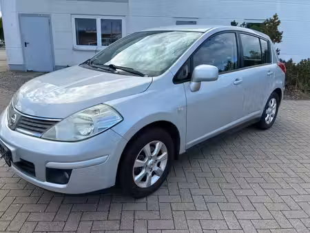 Nissan Tiida 1.6