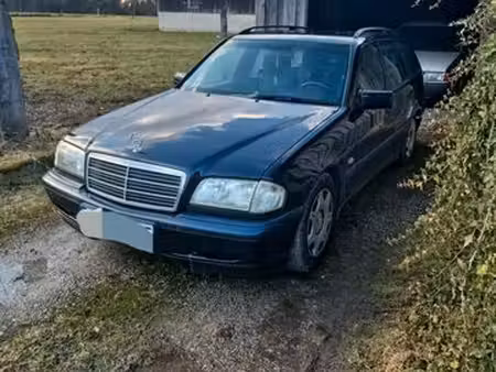 Mercedes-Benz Classe C C 200 2.0 136