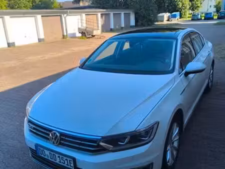 Volkswagen Passat GTE 1.4 TSI 218