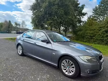 BMW Série 3 320i 2.0 170
