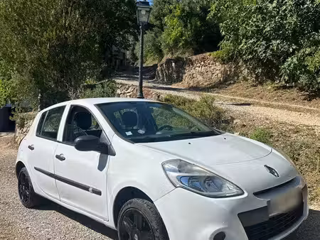 Renault Clio 1.2 75