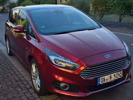 Ford S-Max 2.0 240 Titanium S