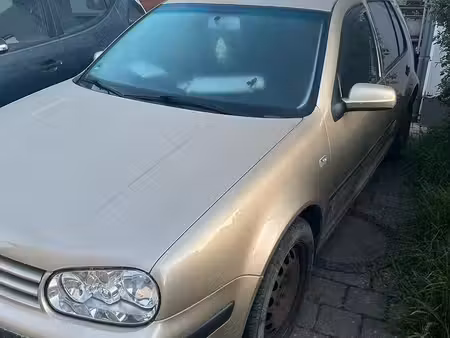 Volkswagen Golf 1.6