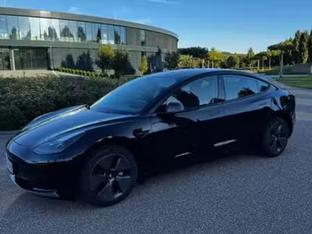 Tesla Model 3 Standard Plus 283